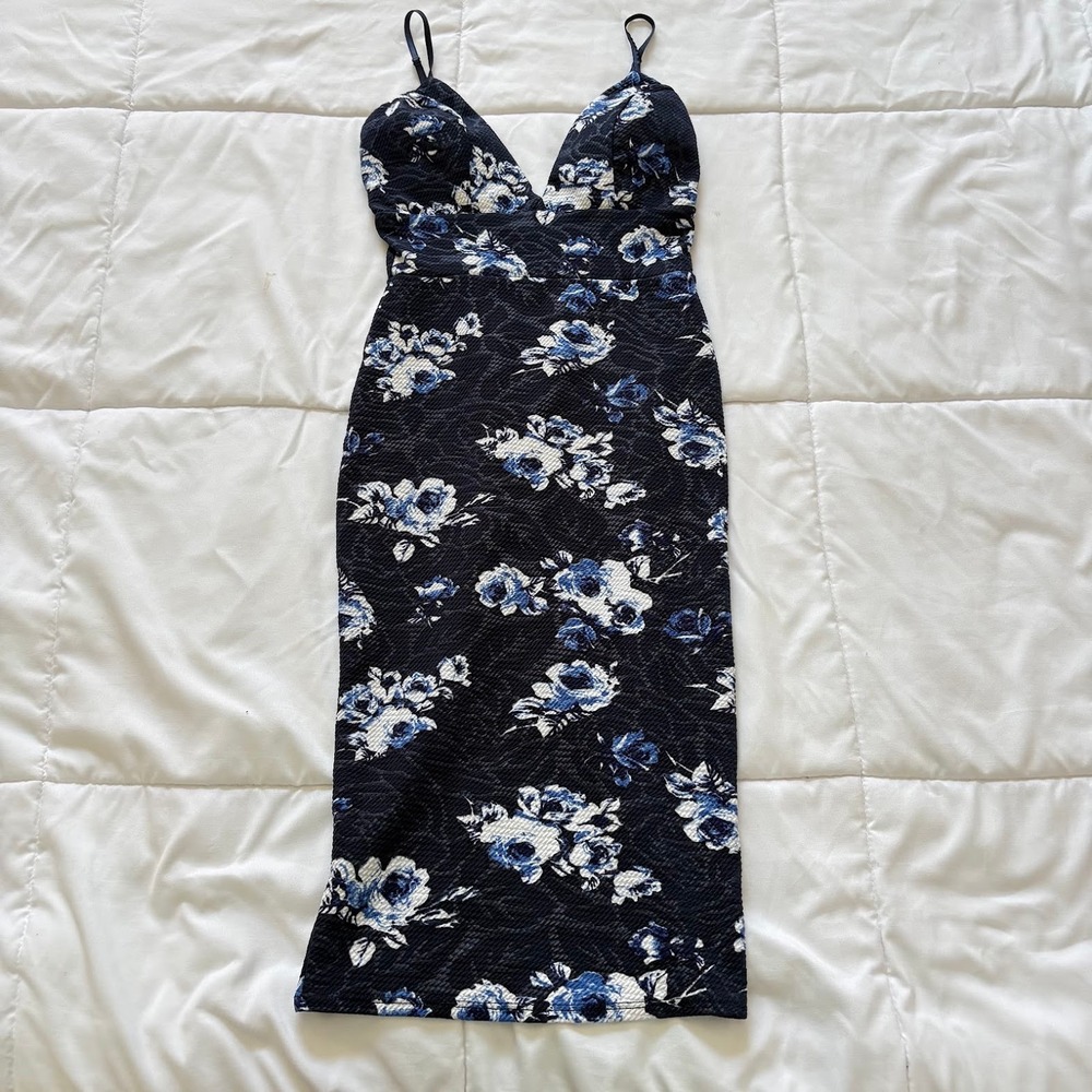 Windsor Navy Blue Floral Midi Dress V-Neck Bodycon Tulip Hem Coquette Dreamcore